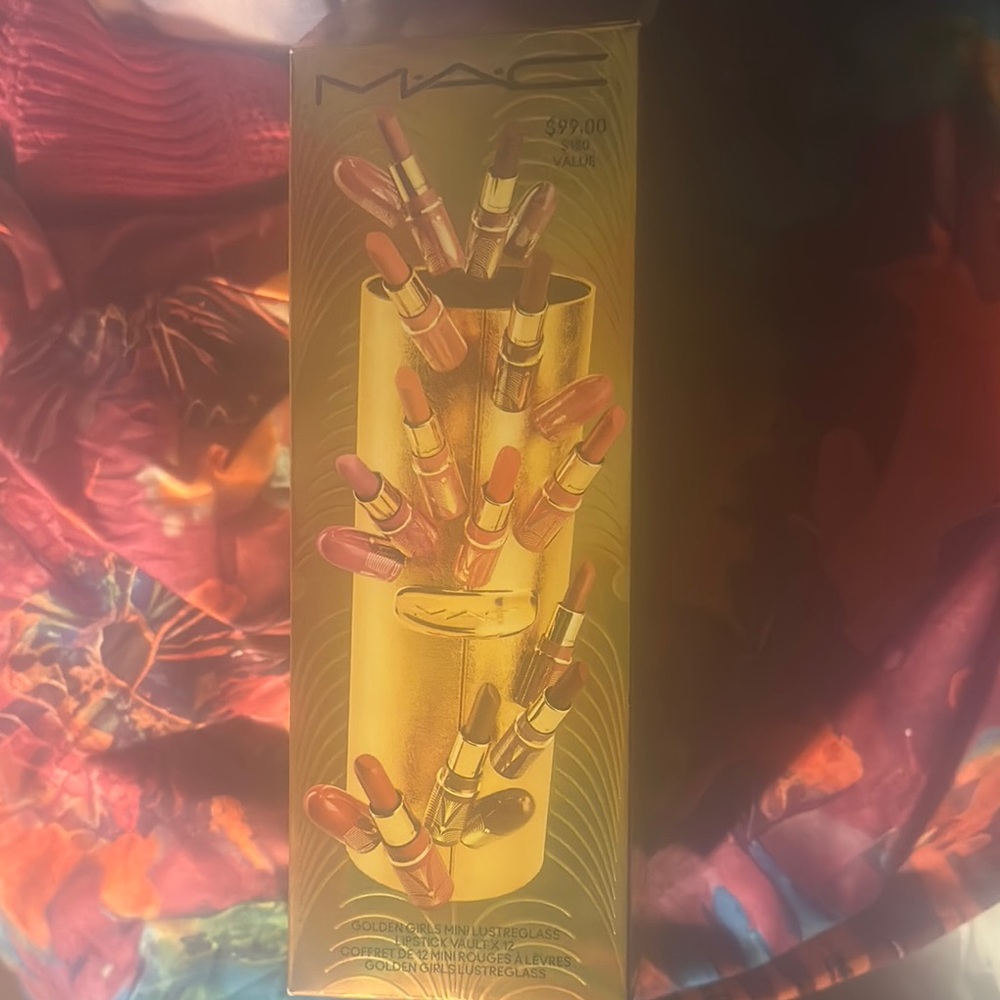 MAC Cosmetics 12 piece Golden Girls Lipstick and case for Glamorous Looks